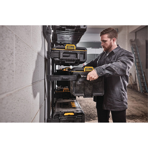 Grande boîte &agrave; outils ToughSystem 2.0, 21-3/4" x 14-3/4" x 12-3/8", Noir Distribution Industrielle GC