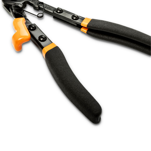 Pince &agrave; collier de serrage avec c&acirc;ble Distribution Industrielle GC