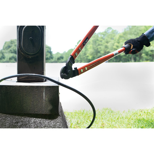 Cisaille pour c&acirc;bles et conducteurs en alu-acier, 28" Distribution Industrielle GC