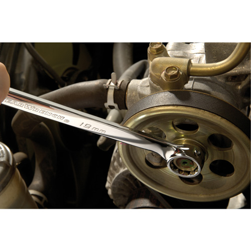 Jeu d'outils pour m&eacute;caniciens &agrave; 6 et 12 pans standards et profonds de 1/4", 3/8" et 1/2" SAE/m&eacute;triques Distribution Industrielle GC