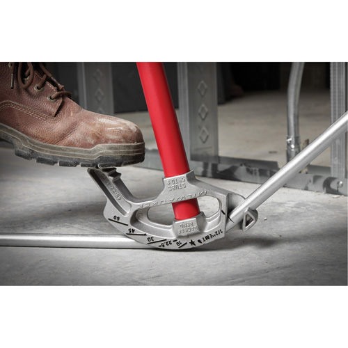 Machine &agrave; plier les conduits en aluminium Distribution Industrielle GC