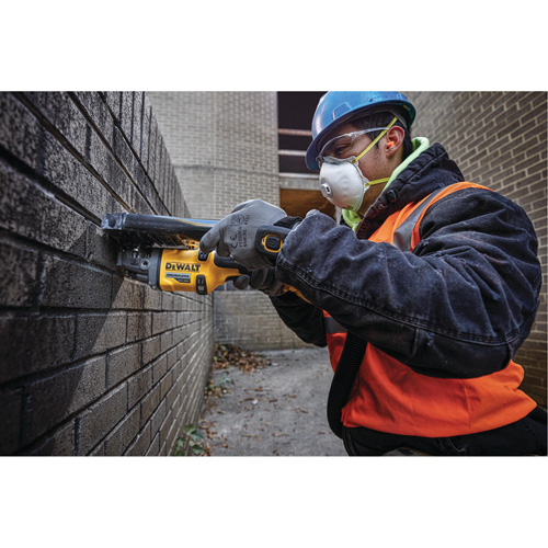 Ensemble de meuleuse sans balai FlexVolt avec frein antirecul, Roue de 4-1/2" - 6", 60 V Distribution Industrielle GC