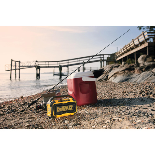 Max Jobsite Bluetooth&reg; Speaker (Tool Only), Lithium-Ion, 12 V/20 V Distribution Industrielle GC