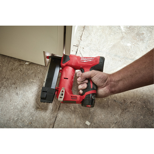Trousse de cloueuse pour clous de calibre 23 M12, 12 V, Lithium-ion Distribution Industrielle GC