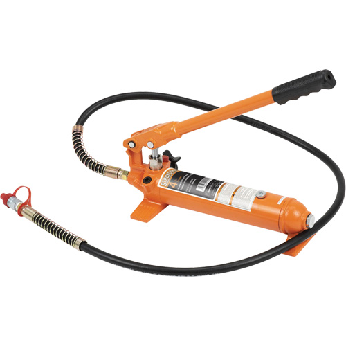 Assemblage de pompe et de tuyau Distribution Industrielle GC