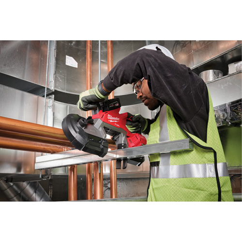 Scie &agrave; ruban &agrave; coupe profonde M18 Fuel, 18 V, 5" Capacit&eacute; Distribution Industrielle GC