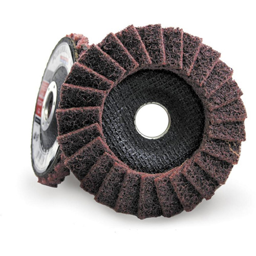 Disque &agrave; lamelles incurv&eacute; pour traitement de surface POWERBLEND SCD, 4-1/2" x 7/8", Type 29, Grain Moyen Distribution Industrielle GC