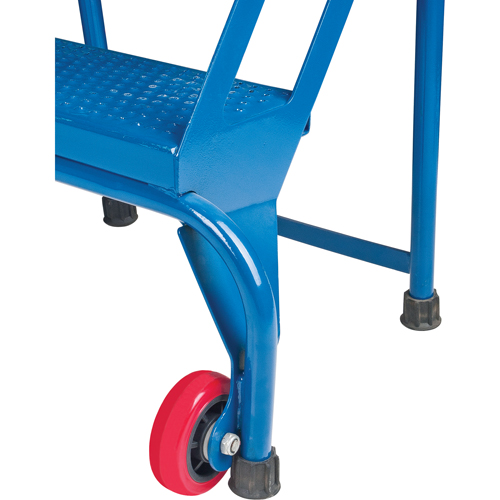 Portable Folding Ladder, 2 Steps, Perforated, 20" High Distribution Industrielle GC