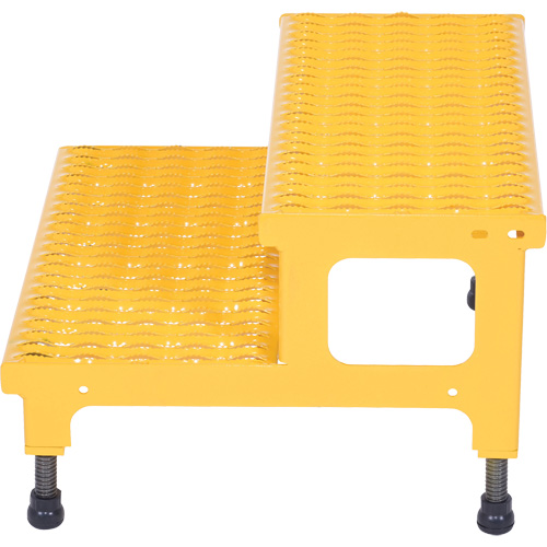 Plate-forme ajustable Step-Mate, 2 marche(s), 23-13/16" la x 22-7/8" lo x 15-1/4" h, Capacit&eacute; 500 lb Distribution Industrielle GC
