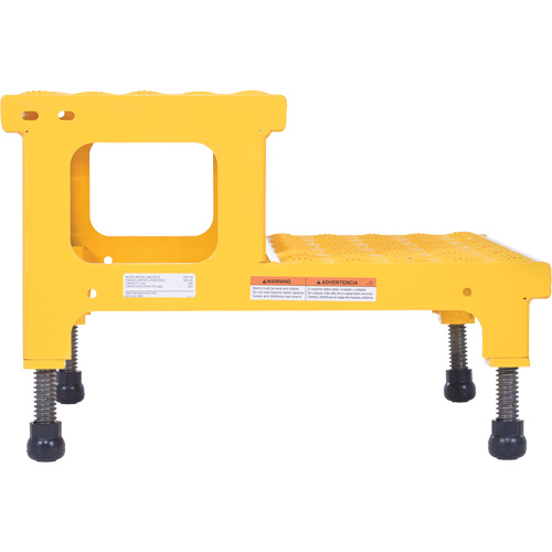Plate-forme ajustable Step-Mate, 2 marche(s), 23-13/16" la x 22-7/8" lo x 15-1/4" h, Capacit&eacute; 500 lb Distribution Industrielle GC