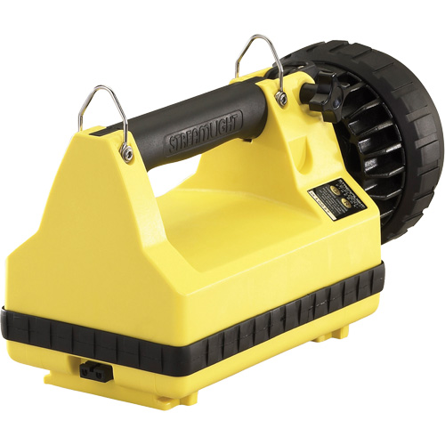 E-Flood&reg; LiteBox&reg; Lantern with Vehicle Mount System, LED, 615 Lumens, 8 Hrs. Run Time, Rechargeable Batteries, Included Distribution Industrielle GC