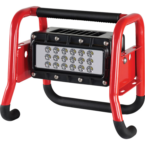 Lampe de sc&egrave;ne rechargeable et portative Scene Light II, DEL, 10000 lumens, Boîtier en Plastique Distribution Industrielle GC