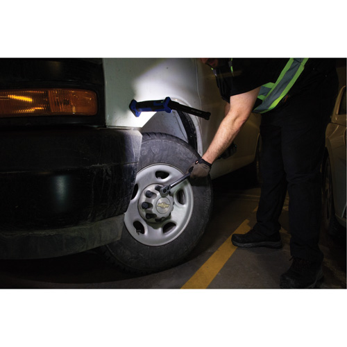 Foldable/Twist Work Light, Magnetic, Rechargeable, 350 Lumens Distribution Industrielle GC