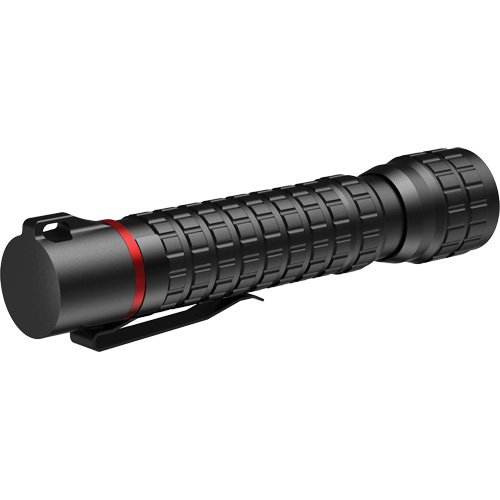 Lampe de poche &eacute;tanche G40R avec mise au point par rotation, DEL, 650 lumens, Piles Rechargeable Distribution Industrielle GC