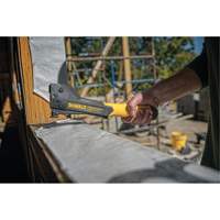 Pistolet-agrafeur en fibre de carbone composite, 5/16" - 1/2" Distribution Industrielle GC