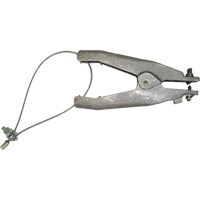 Prise de masse statique (s&eacute;rie GAT), Corps en Aluminium coul&eacute;, Pointe style cuvette en Acier inoxydable, 3 pointes Configuration, 1-1/4" Ouverture max. Distribution Industrielle GC