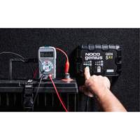 Chargeur de batterie embarqu&eacute; &agrave; 2 sorties de 10 amp&egrave;res Gen5X2 Genius Distribution Industrielle GC