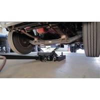 Cric de service de plancher, 12 tonne(s) Capacit&eacute;, 7-1/2" Abaiss&eacute;e, 15-3/4" &eacute;lev&eacute;e, Air comprim&eacute;/hydraulique Distribution Industrielle GC