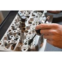 Trousse d'extracteur dembouts de bougies de pr&eacute;chauffage Distribution Industrielle GC