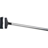 Grattoir &agrave; plancher souple et large avec manche Distribution Industrielle GC