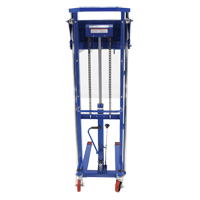 Gerbeur Hefti-Lift, M&eacute;canisme Pompe au pied, Capacit&eacute; de 1500 lb, Levage max de 63" Distribution Industrielle GC