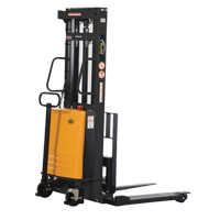 Gerbeur pour chariot &eacute;l&eacute;vateur, Fonctionnement &eacute;lectrique, Capacit&eacute; 2000 lb, Lev&eacute;e max 118" Distribution Industrielle GC
