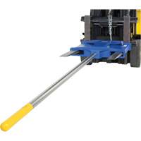 Forklift Carpet Pole, 108-1/2" Length, Fork Mount, 2500 lbs. Capacity Distribution Industrielle GC