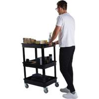 Chariot utilitaire avec tablette &agrave; bordure profonde, 3 tiers, 19" x 39-1/2" x 28-1/4", Capacit&eacute; 330 lb Distribution Industrielle GC