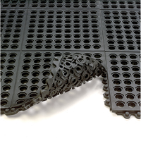24/Seven&reg; Matting, Rubber, 3' W x 3' L, 5/8" Thick, Black Distribution Industrielle GC