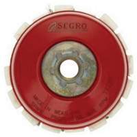 Brosse-boisseau en fil m&eacute;tallique serti avec grille de protection Distribution Industrielle GC