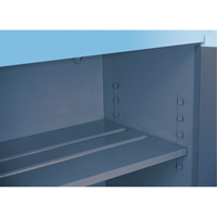 ChemCor&reg; Lined Acid/Corrosive Storage Cabinets, 30 gal., 43" x 44" x 18" Distribution Industrielle GC