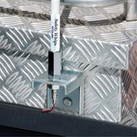 Safety Whip&reg; Flagstaff Mounting Base Distribution Industrielle GC