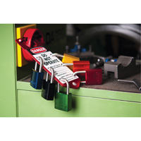 Cadenas, Cl&eacute;s diff&eacute;rentes, Aluminium, Largeur de 1-1/2" Distribution Industrielle GC