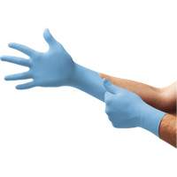 Gants d'examen XC-310 Xceed, Petit, Nitrile, 4,3 mils, Sans poudre, Bleu, Classe 2 Distribution Industrielle GC