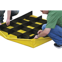 Ultra-Spill Pallet flexible, 4 barils, Capacit&eacute; de d&eacute;versement 66 gal. US, 48" x 48" x 7" Distribution Industrielle GC