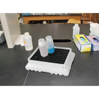P4 Ultra-Spill Tray, 17" lo x 21" la x 4" h, Cap. de d&eacute;versement 2,9 gal. US Distribution Industrielle GC