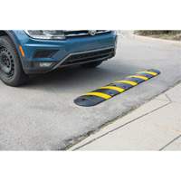 Speed Bump Kit, Rubber, 4' L x 11" W x 2" H Distribution Industrielle GC