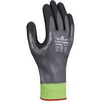 Gants r&eacute;sistants &agrave; la coupe S-TEX Alpha XC822, Taille Moyen/7, Calibre 18, Rev&ecirc;tement Nitrile, Enveloppe en Tungst&egrave;ne, ASTM ANSI niveau A6 Distribution Industrielle GC