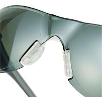 Lunettes de s&eacute;curit&eacute; Adapt Lite, Lentille Int&eacute;rieur/ext&eacute;rieur, Antibu&eacute;e/Anti-&eacute;gratignures, ANSI Z87+/R&eacute;pond ou surpasse la norme CSA Z94.3 Distribution Industrielle GC