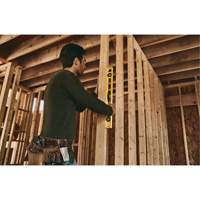 Niveau en ABS tr&egrave;s r&eacute;sistant aux impacts, Poutre en I, 24" lo, Plastique, 3, Non magn&eacute;tique Distribution Industrielle GC