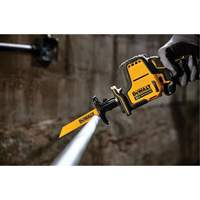 Scie alternative sans fil Max* (outil seulement), 12 V, Lithium-ion Bloc-pile, 0-2800 coups/min Distribution Industrielle GC
