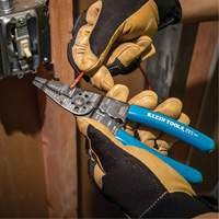 Outils polyvalents &agrave; bec long, 8-1/4" lo, 10 - 22 AWG Distribution Industrielle GC
