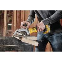 Scie circulaire avec moteur sans balai Atomic (outil seulement), 4-1/2", 20 V Distribution Industrielle GC