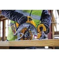 Ensemble scie circulaire sans fil Flexvolt Max** avec frein &eacute;lectrique, 7-1/4", 60 V Distribution Industrielle GC