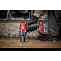 M18 Fuel Mid-Torque Impact Wrench with Friction Ring (Tool Only), 18 V, 3/8" Socket Distribution Industrielle GC
