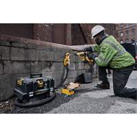 MAX* SDS Plus Rotary Hammer Kit, 60 V, 1-1/4", 725/0-725 RPM Distribution Industrielle GC