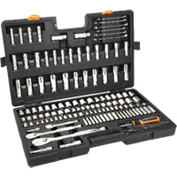 Jeu d'outils manuels pour m&eacute;canicien 90T SAE/MM avec prises 1/4", 3/8” & 1/2" Distribution Industrielle GC
