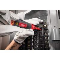 Tournevis &agrave; embouts interchangeables &agrave; tige articul&eacute;e isol&eacute; 1000 V, 2-en-1, 8-4/5" lo, Prise Coussin&eacute;e Distribution Industrielle GC