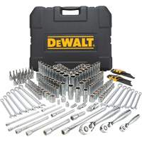 Jeu d'outils de m&eacute;canicien avec coffret moul&eacute; par soufflage Distribution Industrielle GC