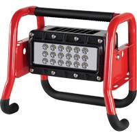Lampe de sc&egrave;ne rechargeable et portative Scene Light II, DEL, 10000 lumens, Boîtier en Plastique Distribution Industrielle GC